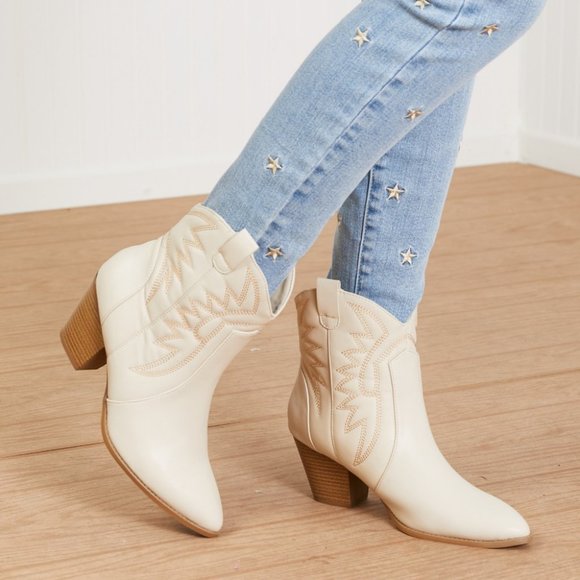 East Lion Corp Texas Trip Embroidered Cowboy Booties - Picture 4 of 9